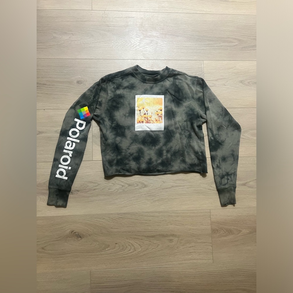 Polaroid - Cropped Long Sleeve Tee - Women’s Small